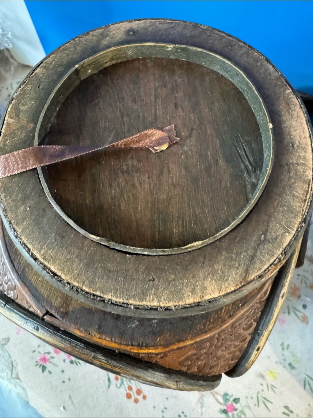 Handcrafted Rustic Brown Decorative Storage Jar with Lid and Handle - Picture 6 of 7